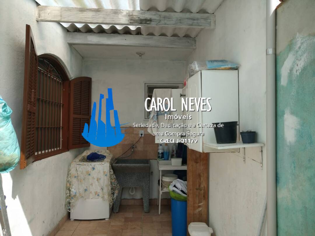 Casa à venda com 2 quartos, 300m² - Foto 18