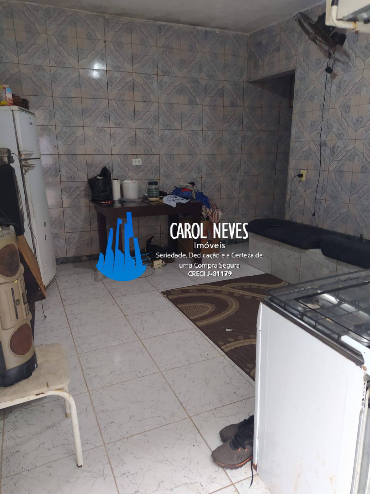 Casa à venda com 2 quartos, 70m² - Foto 10