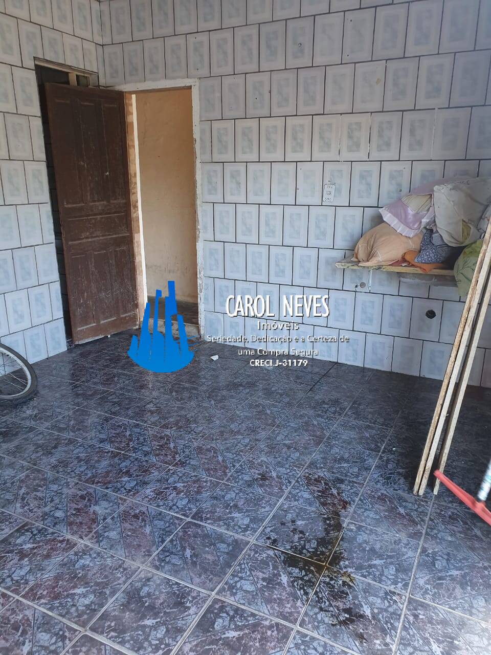 Sobrado à venda com 7 quartos, 300m² - Foto 2