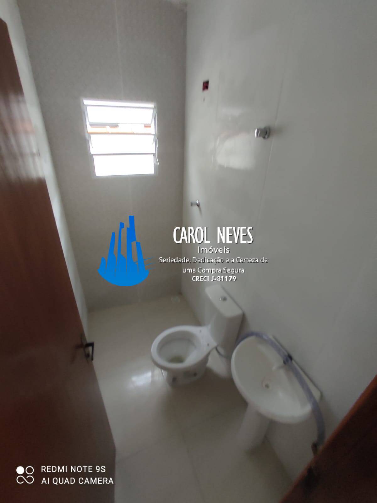 Casa à venda com 2 quartos, 70m² - Foto 31