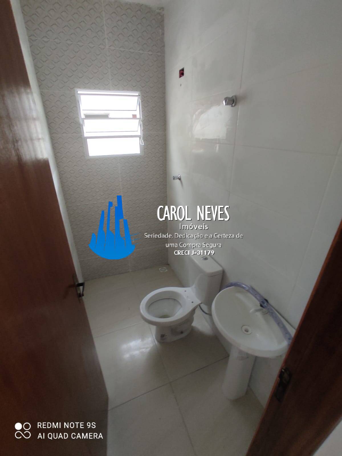 Casa à venda com 2 quartos, 70m² - Foto 30