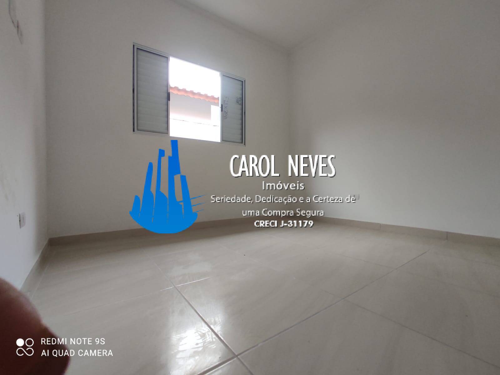 Casa à venda com 2 quartos, 70m² - Foto 27