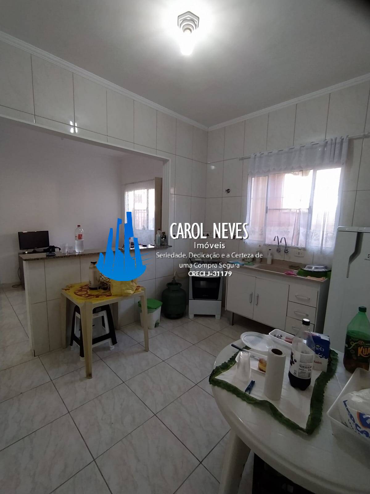 Casa à venda com 2 quartos, 61m² - Foto 5