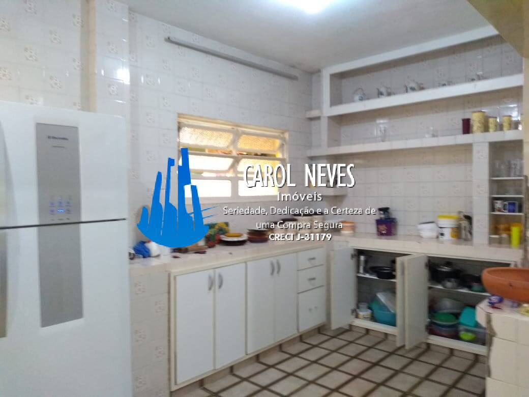 Casa à venda com 5 quartos, 180m² - Foto 6