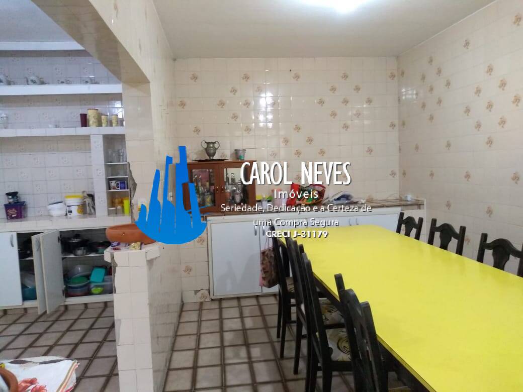 Casa à venda com 5 quartos, 180m² - Foto 8