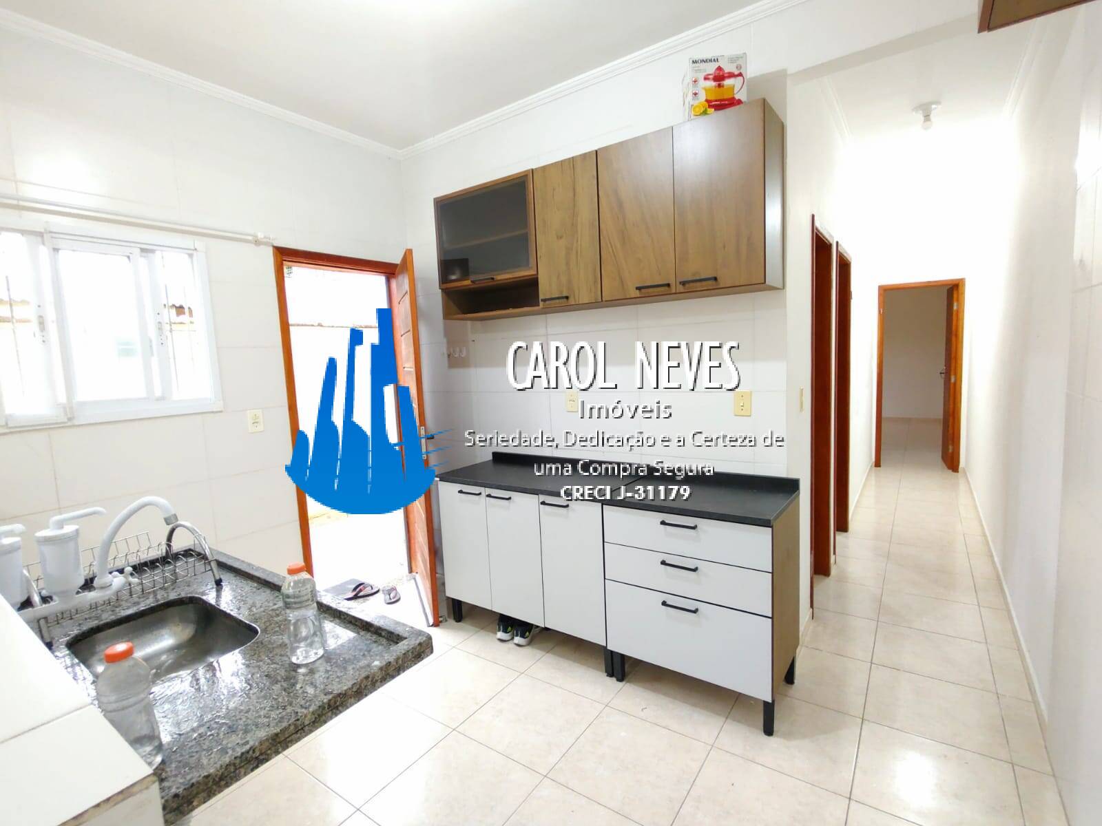 Casa à venda com 2 quartos, 60m² - Foto 6