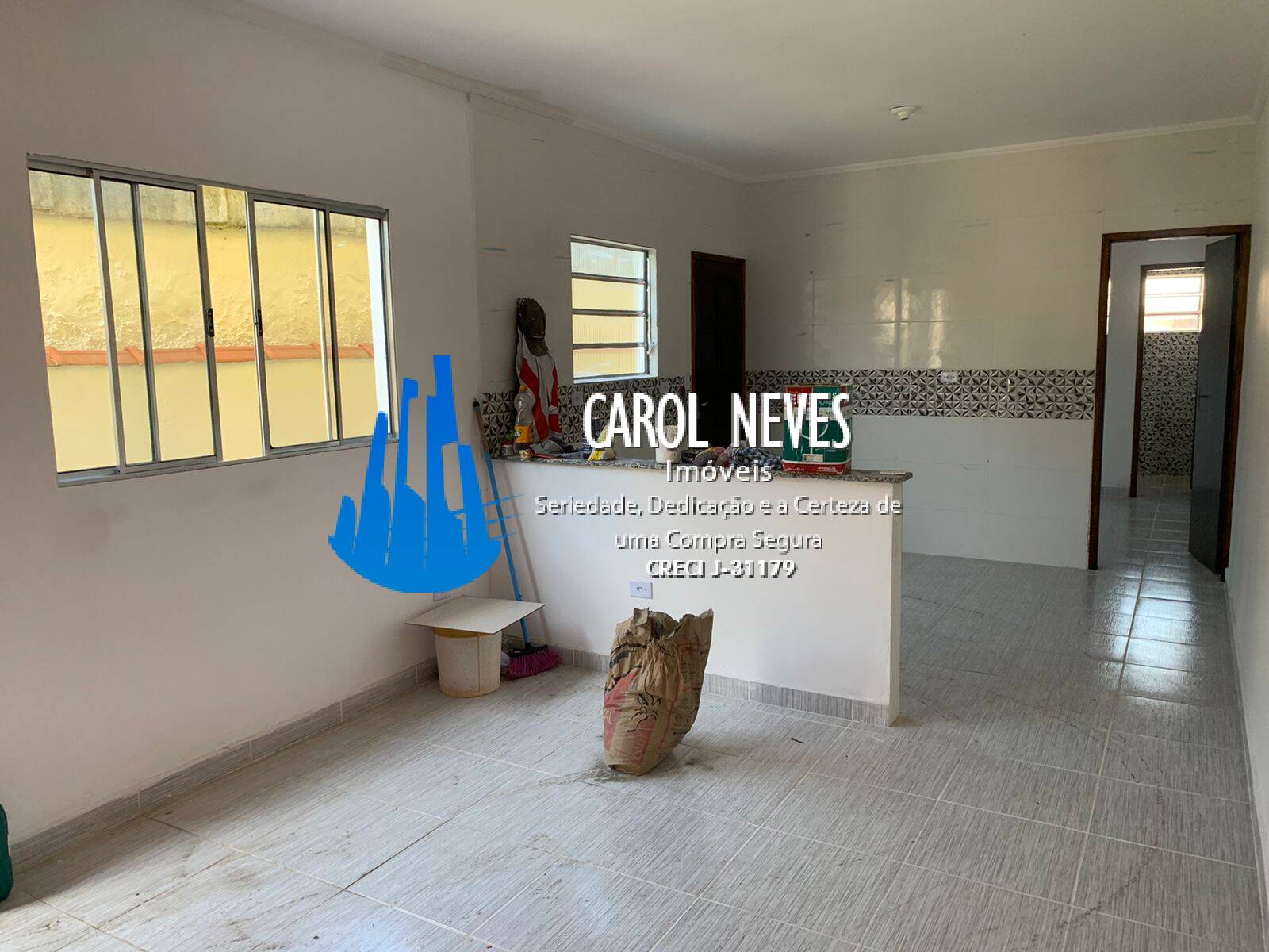 Casa à venda com 2 quartos, 60m² - Foto 7