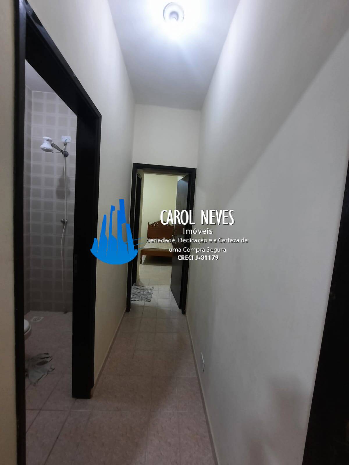 Casa à venda com 2 quartos, 180m² - Foto 5