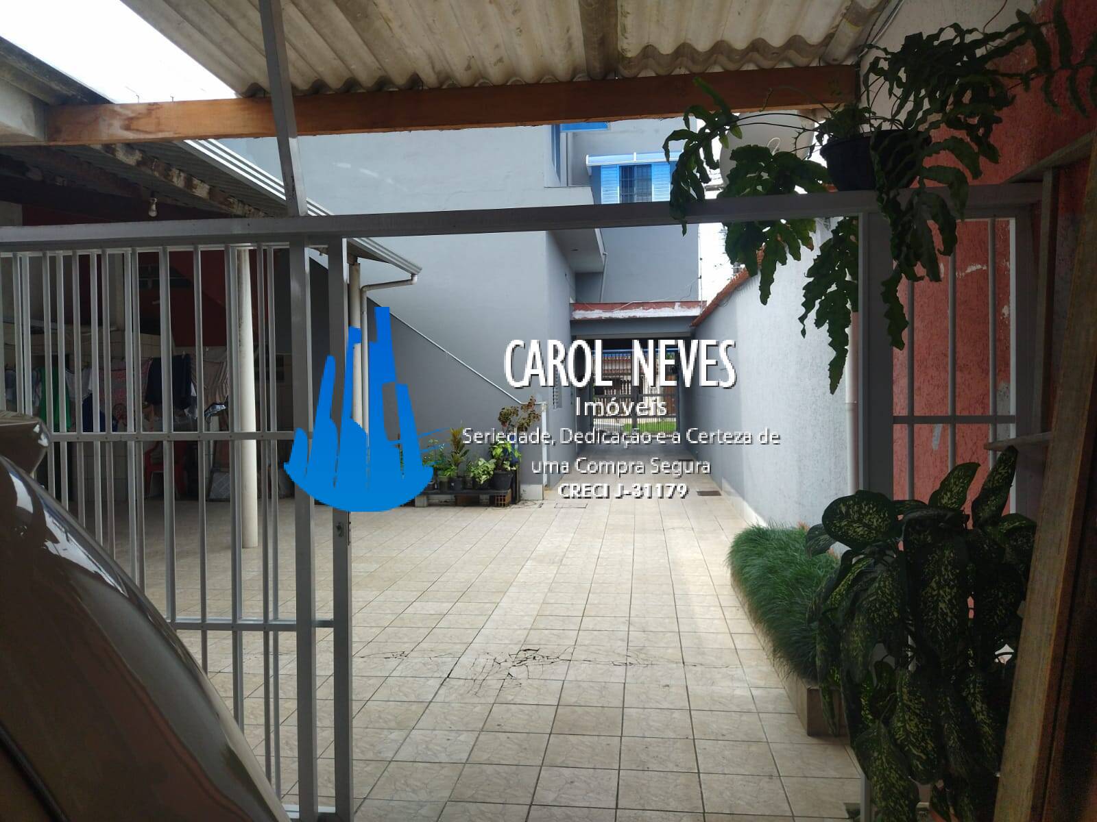 Casa à venda com 3 quartos, 220m² - Foto 3