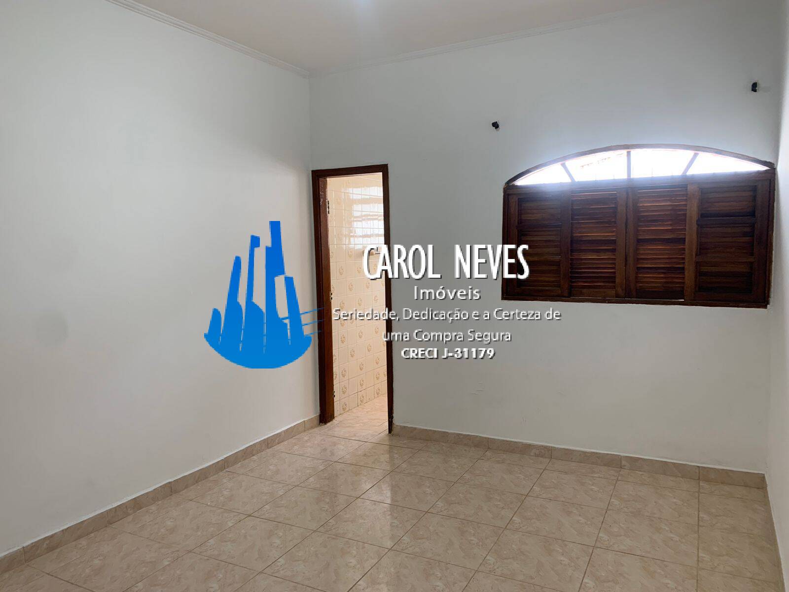 Casa à venda com 2 quartos, 90m² - Foto 15