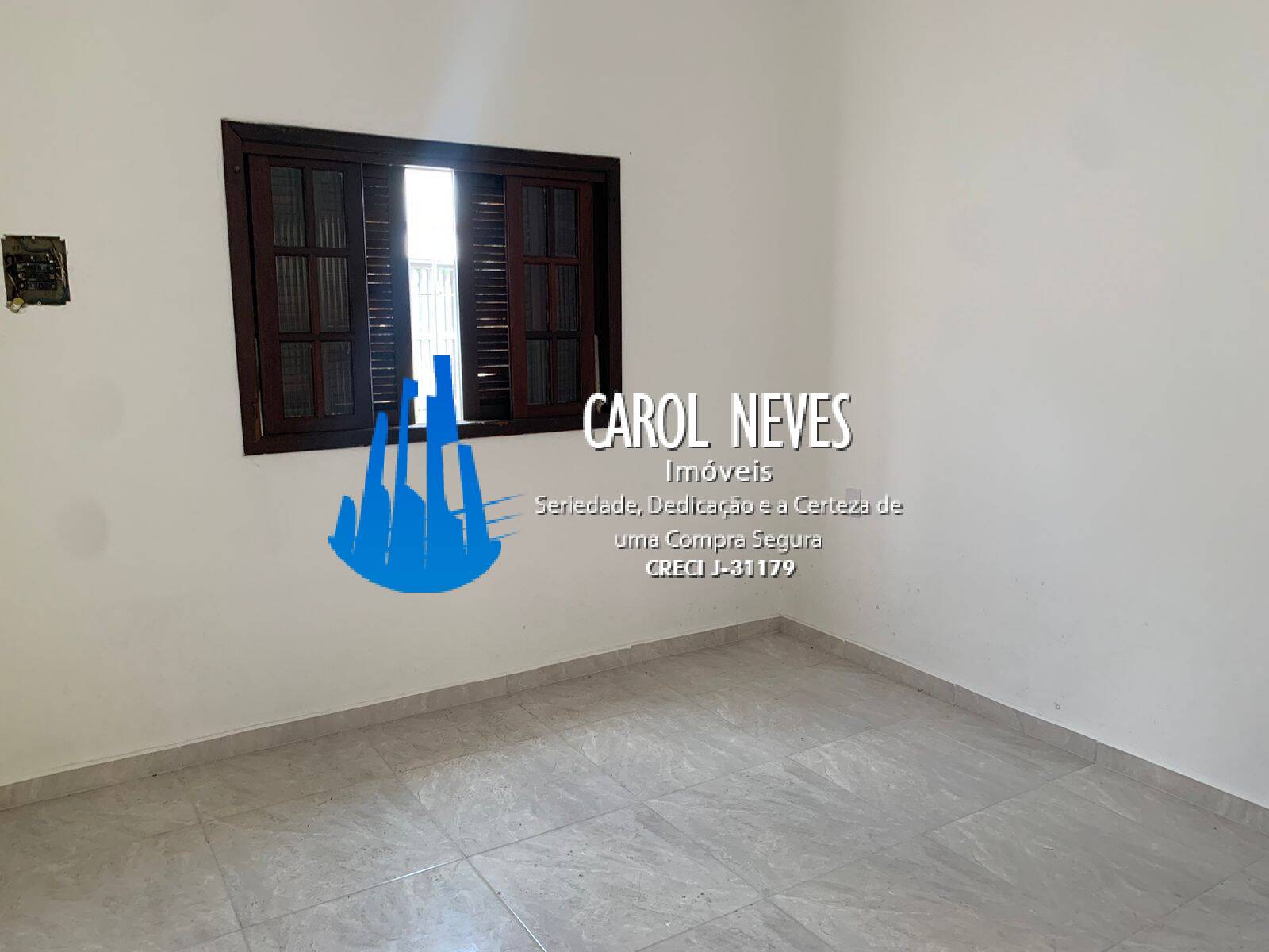 Casa à venda com 3 quartos, 70m² - Foto 18