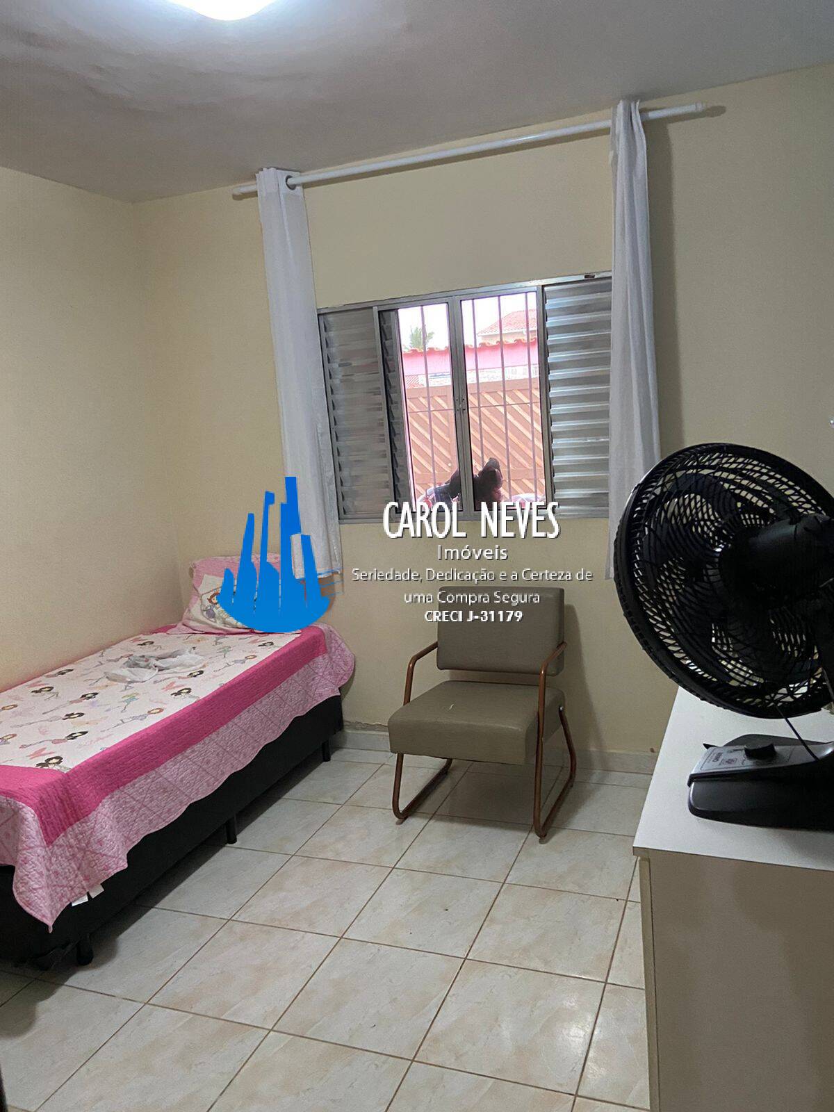 Casa à venda com 2 quartos, 60m² - Foto 12