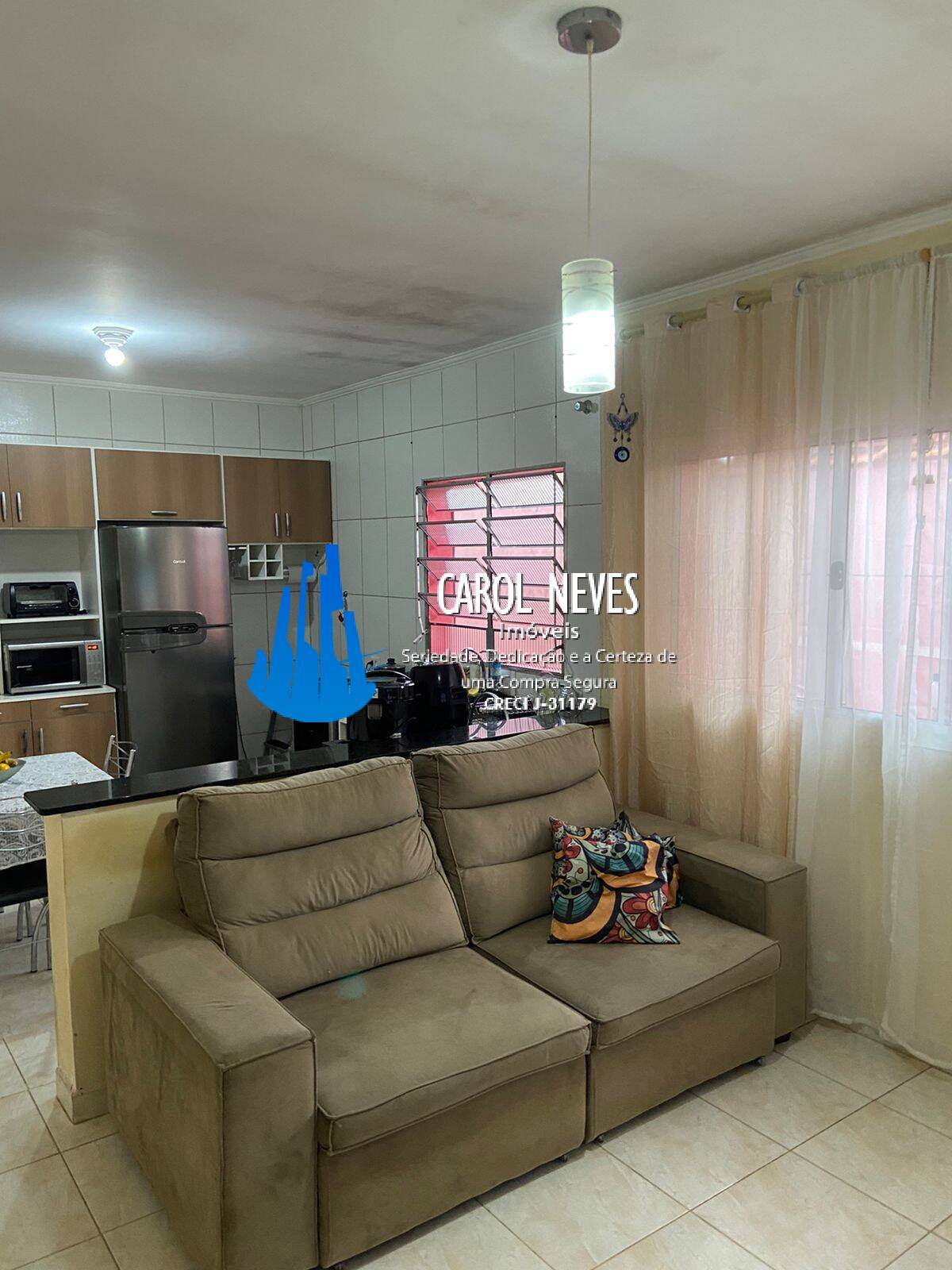 Casa à venda com 2 quartos, 60m² - Foto 4