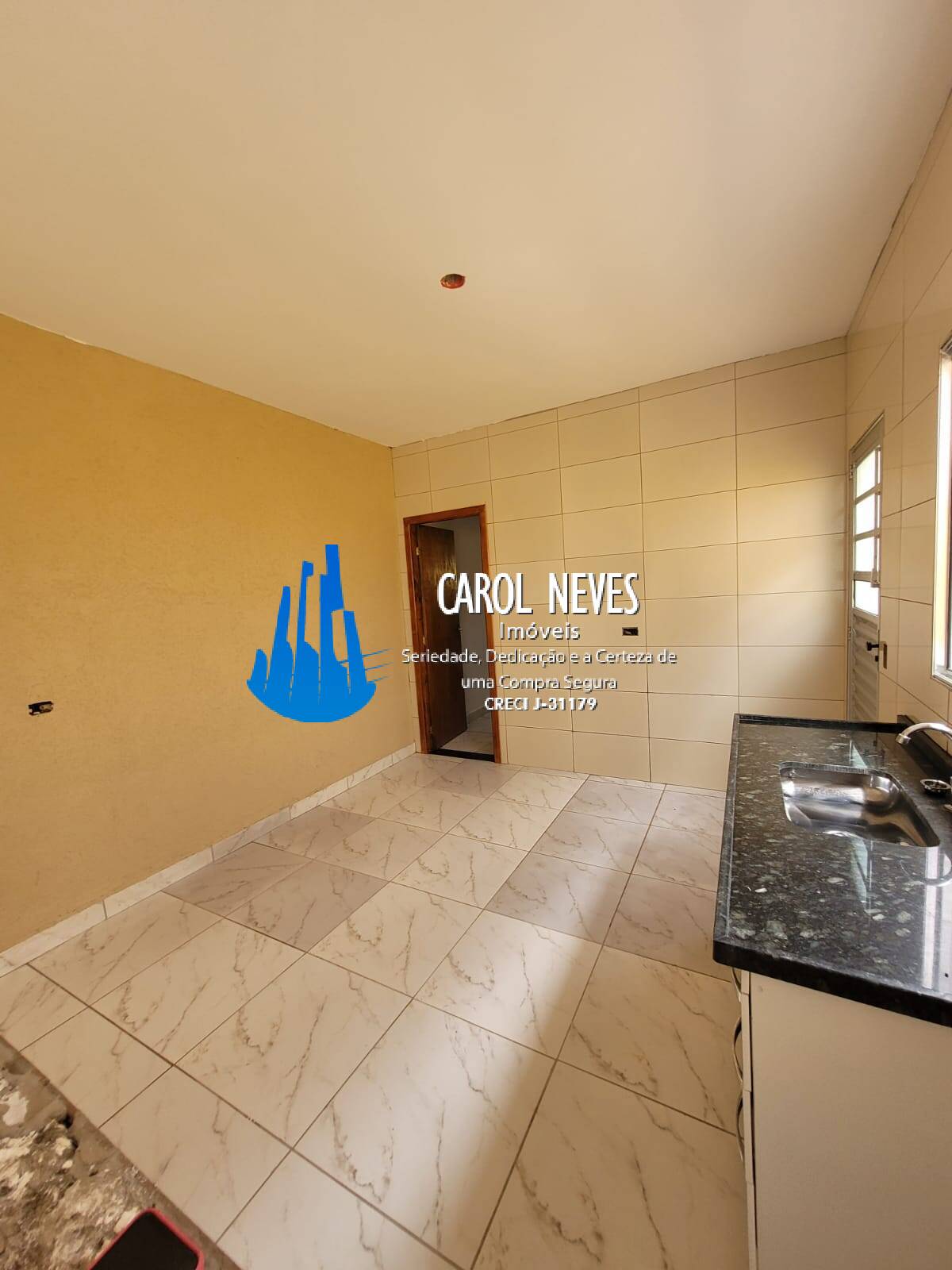 Casa à venda com 2 quartos, 62m² - Foto 6