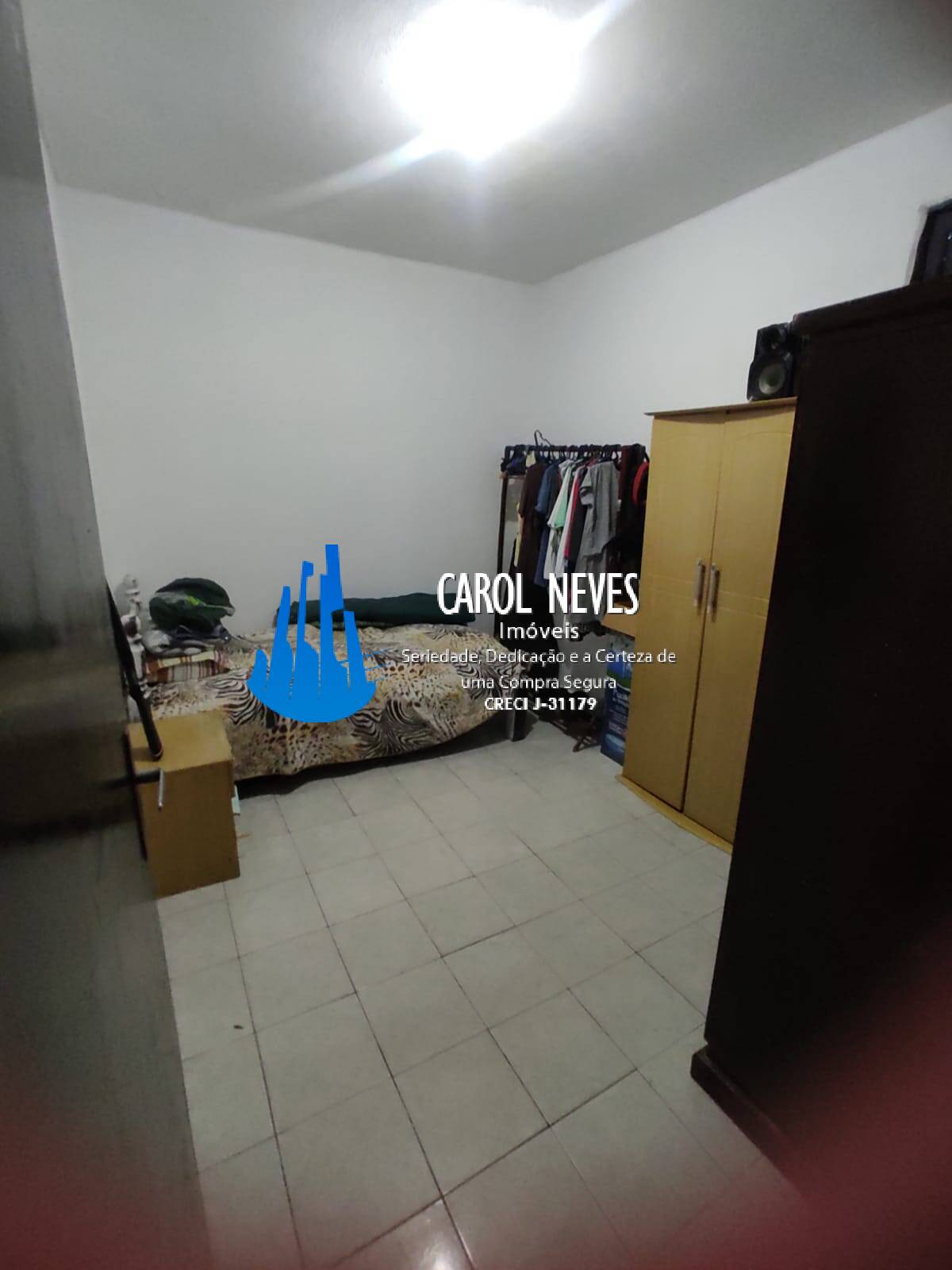 Casa à venda com 4 quartos, 240m² - Foto 5