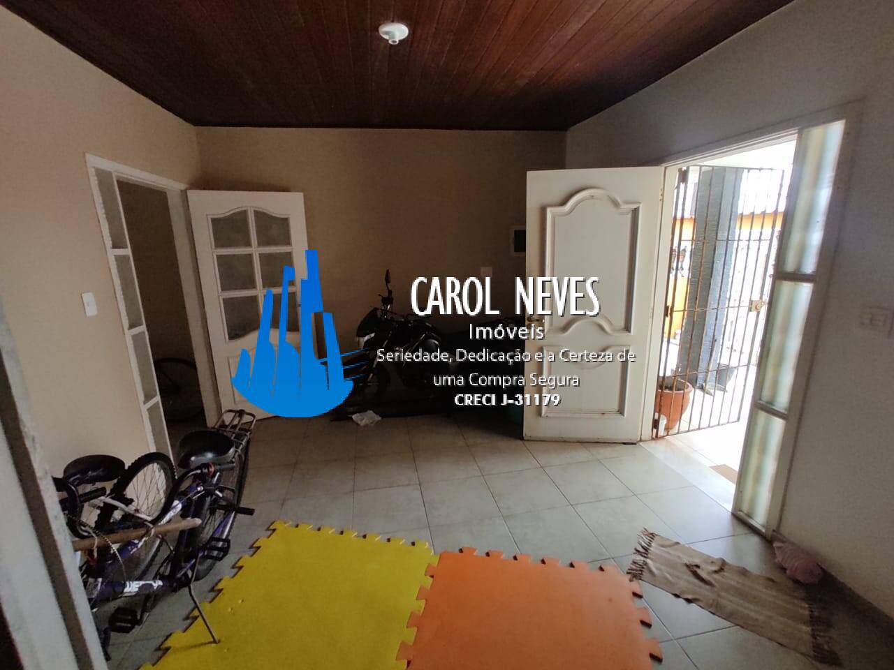 Casa à venda com 4 quartos, 163m² - Foto 2