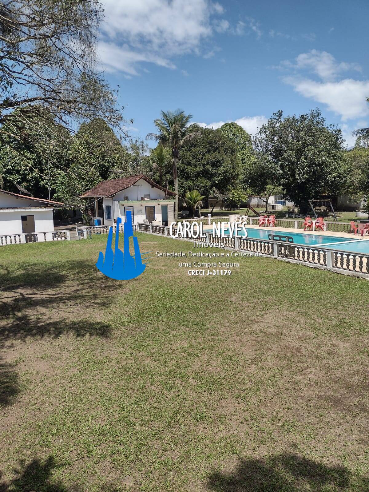 Fazenda à venda com 5 quartos, 400m² - Foto 8