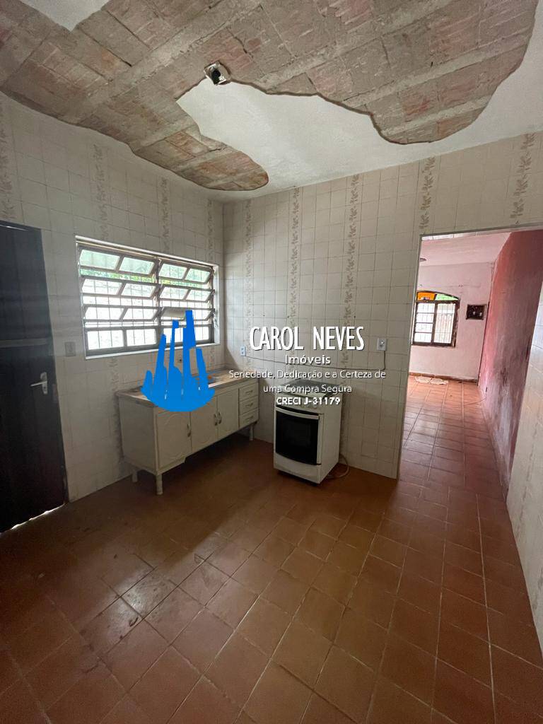 Casa à venda com 2 quartos, 70m² - Foto 3