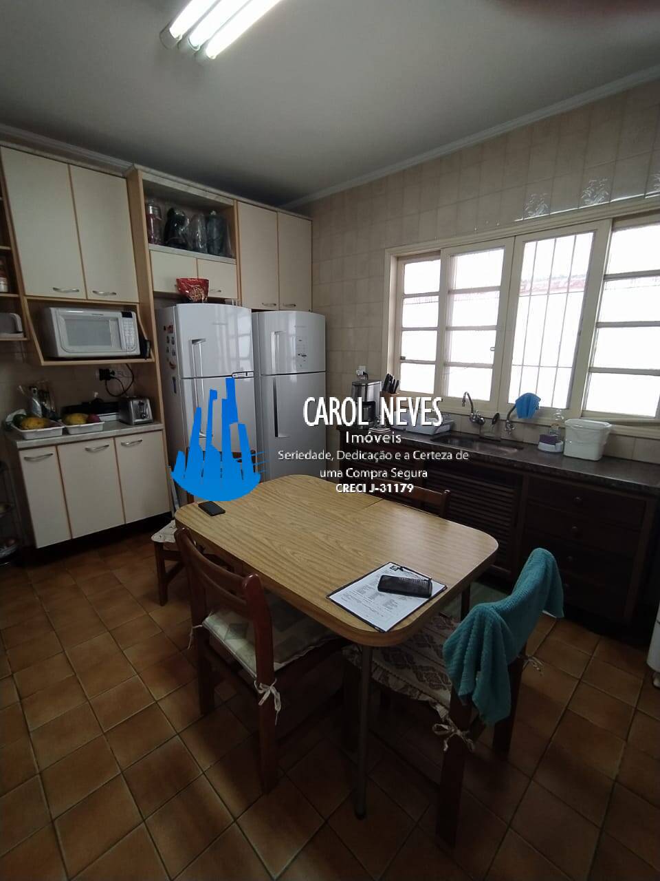 Casa à venda com 2 quartos, 173m² - Foto 8