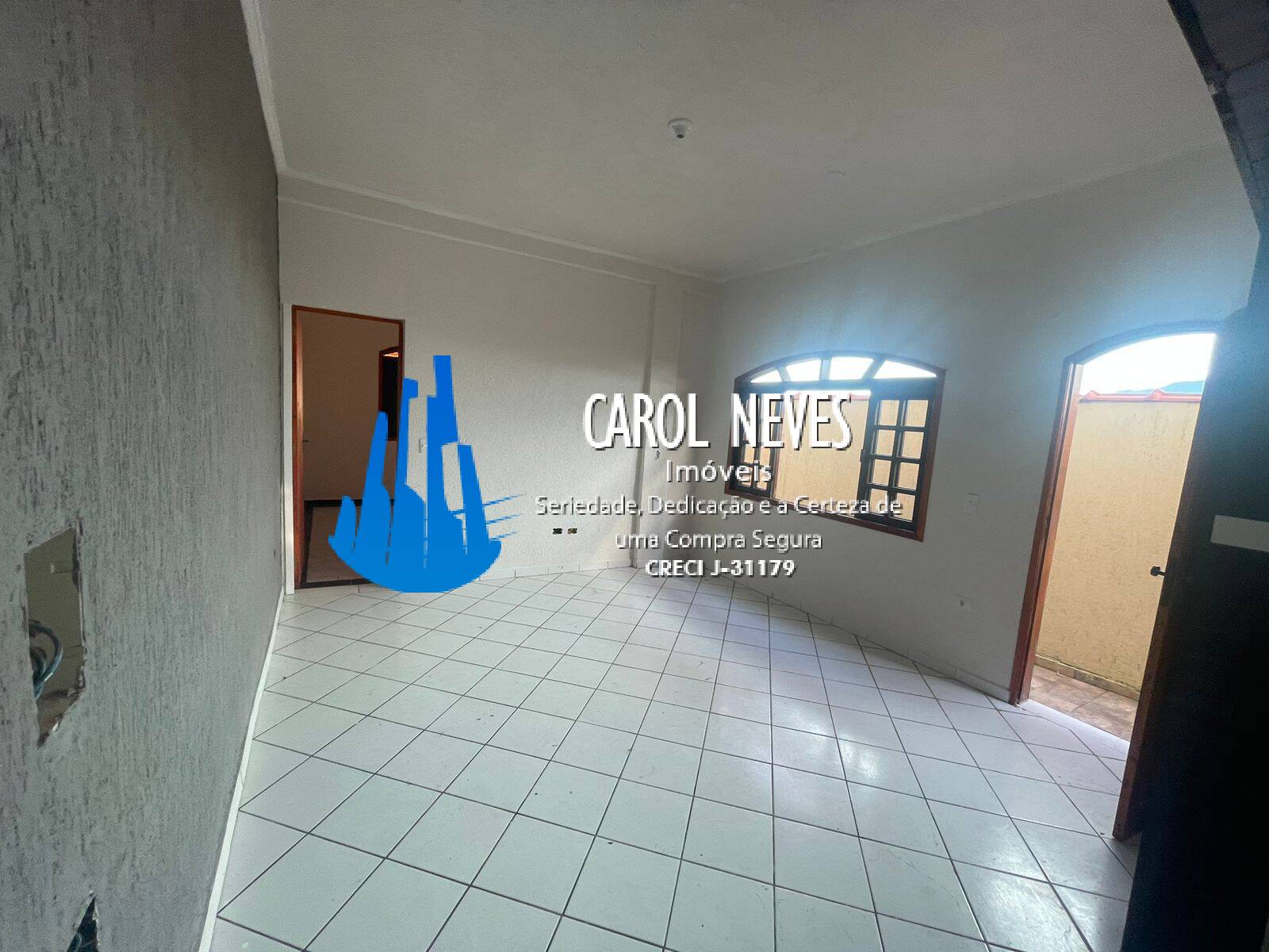 Casa à venda com 2 quartos, 79m² - Foto 5