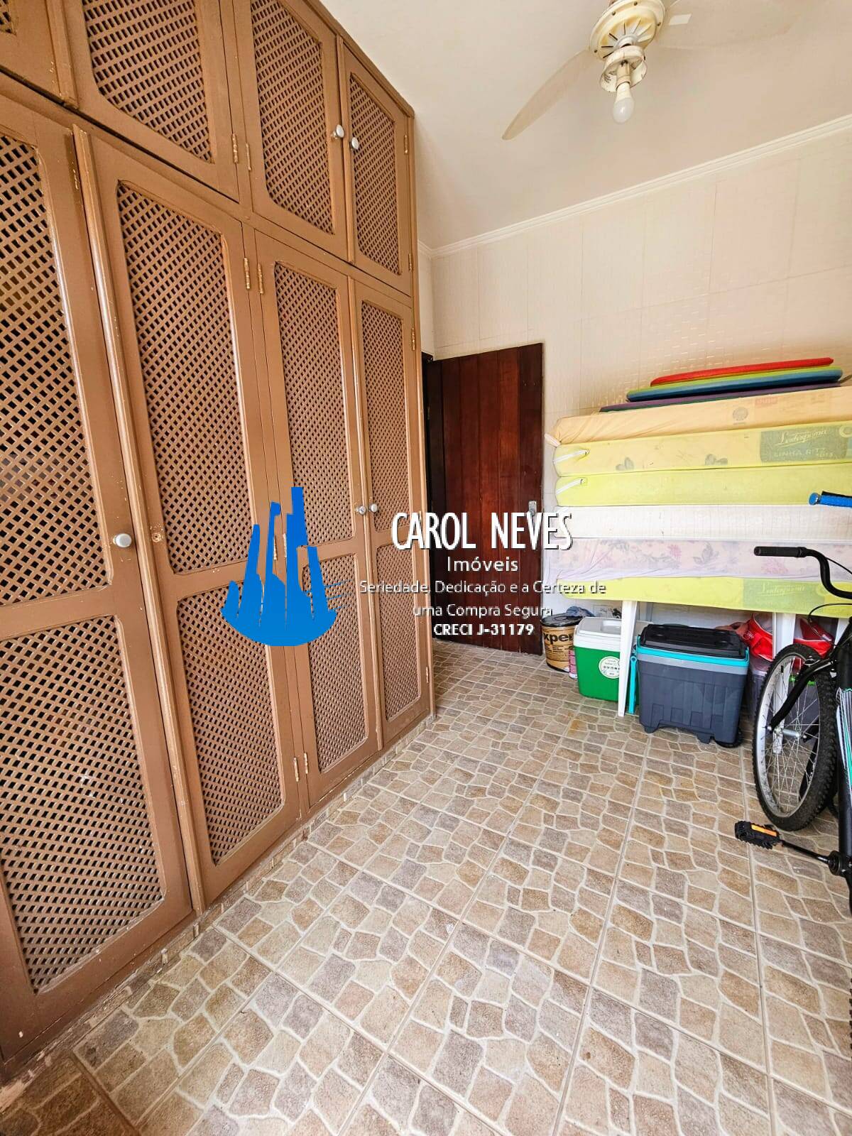 Casa à venda com 4 quartos, 298m² - Foto 7