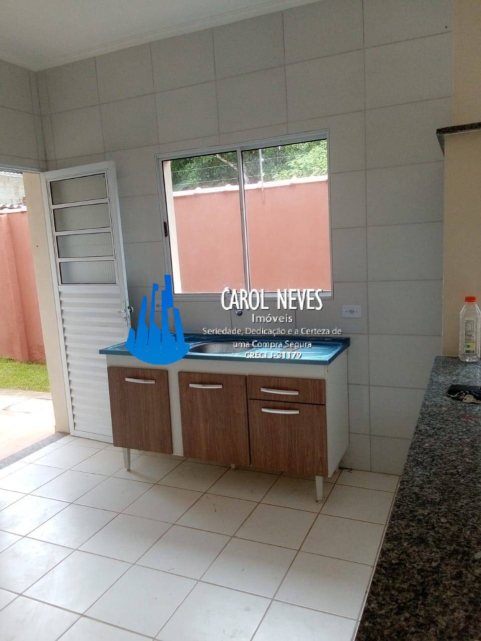 Casa à venda com 2 quartos, 59m² - Foto 3