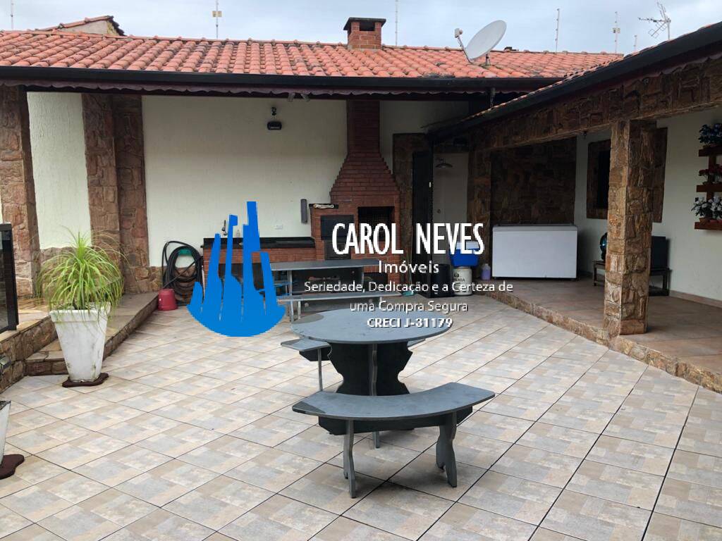 Casa à venda com 4 quartos, 900m² - Foto 11