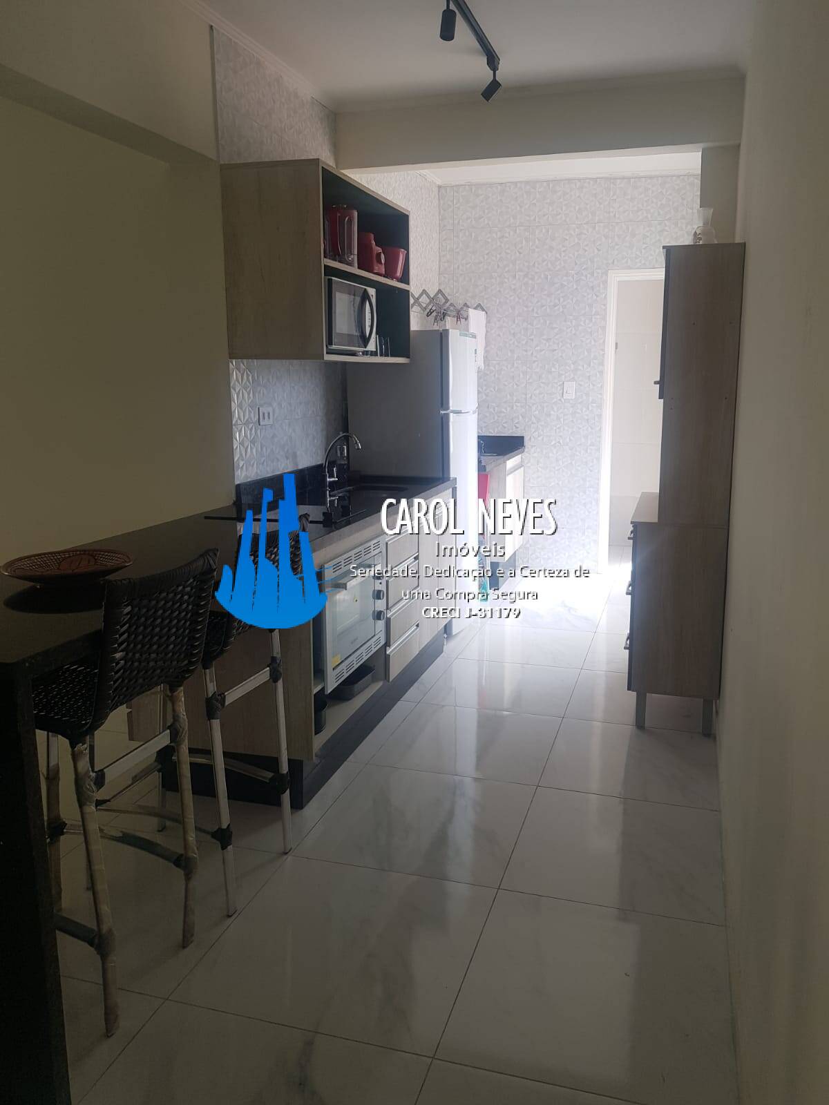 Apartamento à venda com 2 quartos, 80m² - Foto 4