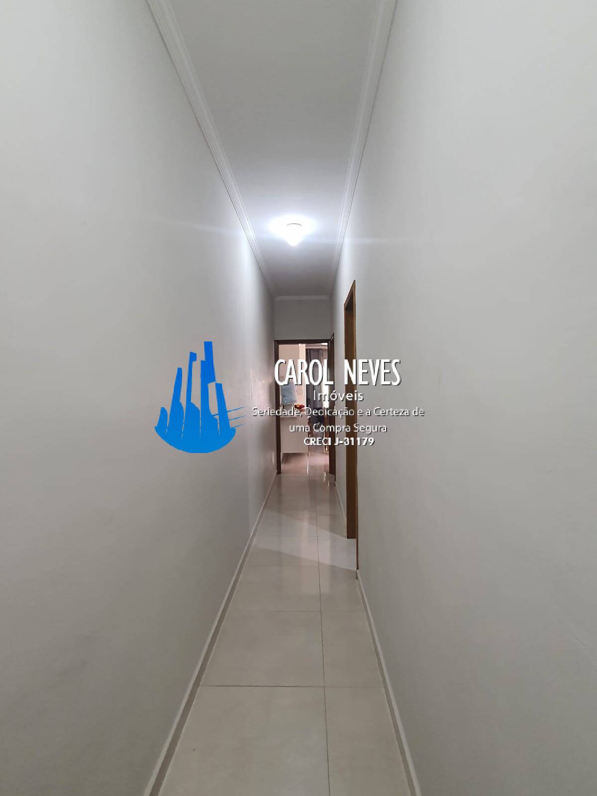 Casa à venda com 3 quartos, 99m² - Foto 8