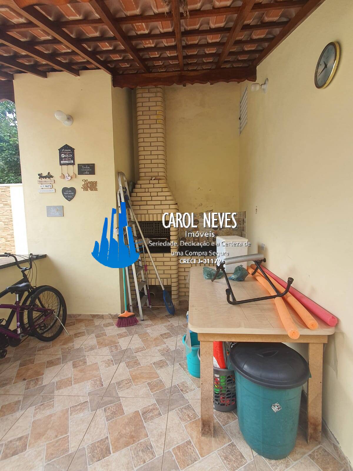 Casa à venda com 3 quartos, 99m² - Foto 13