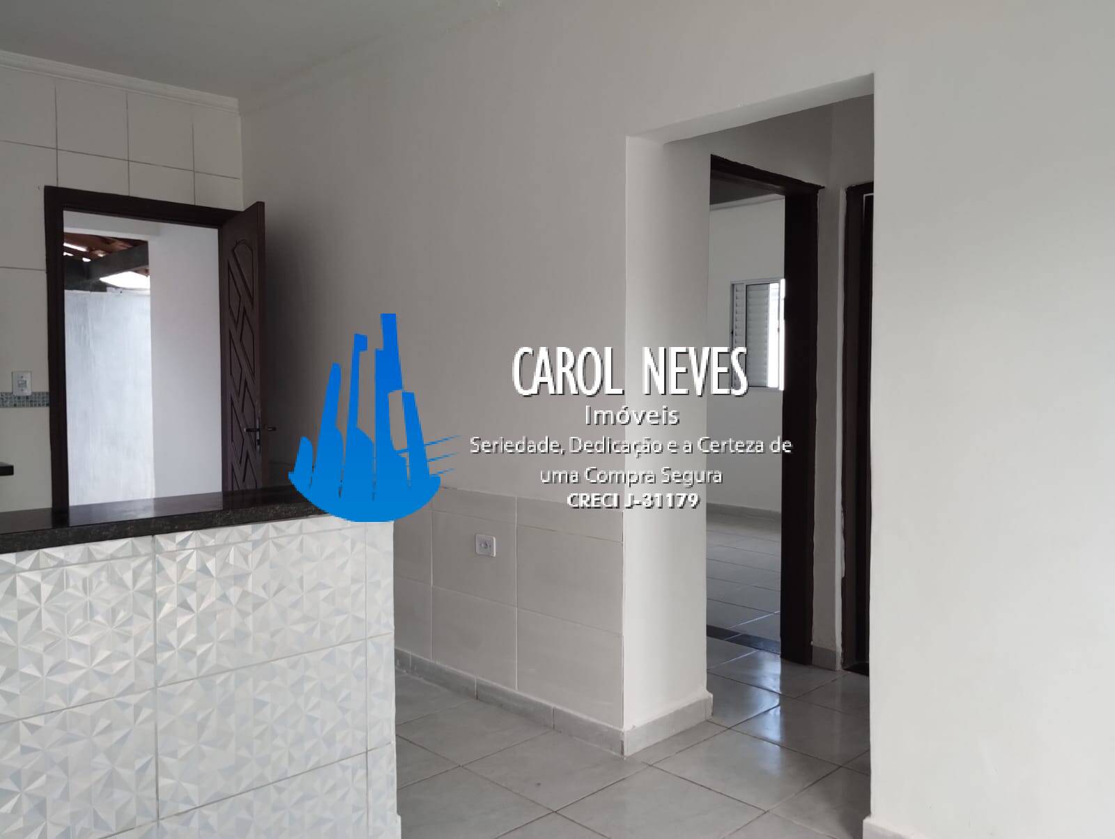 Casa à venda com 2 quartos, 66m² - Foto 5