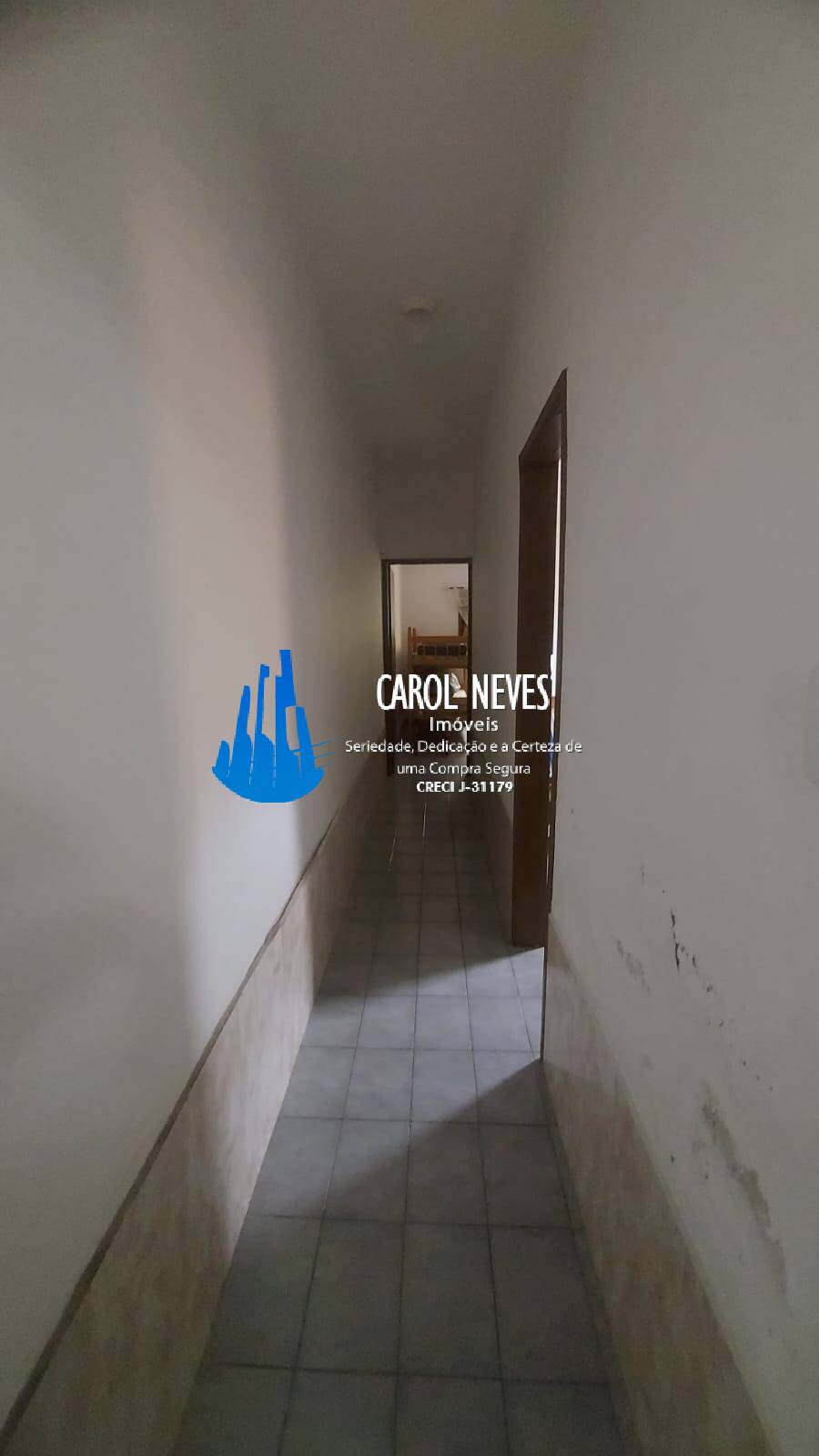 Casa à venda com 2 quartos, 60m² - Foto 5