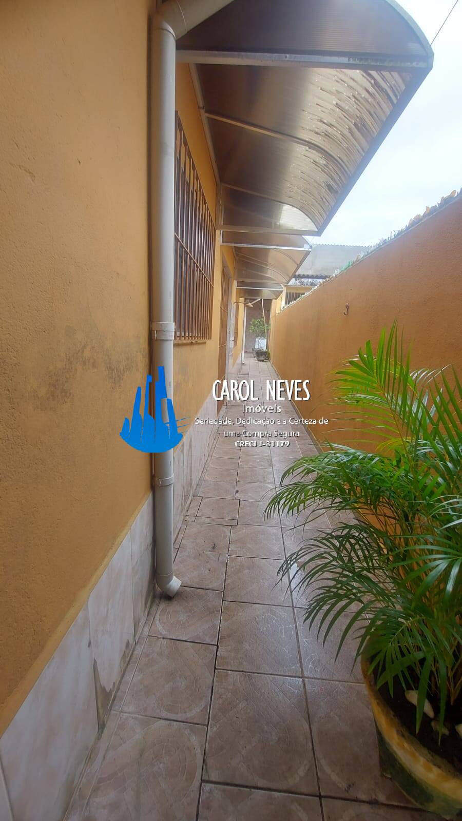 Casa à venda com 2 quartos, 60m² - Foto 10