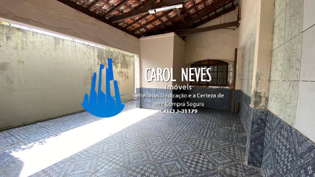 Casa à venda com 4 quartos, 120m² - Foto 1