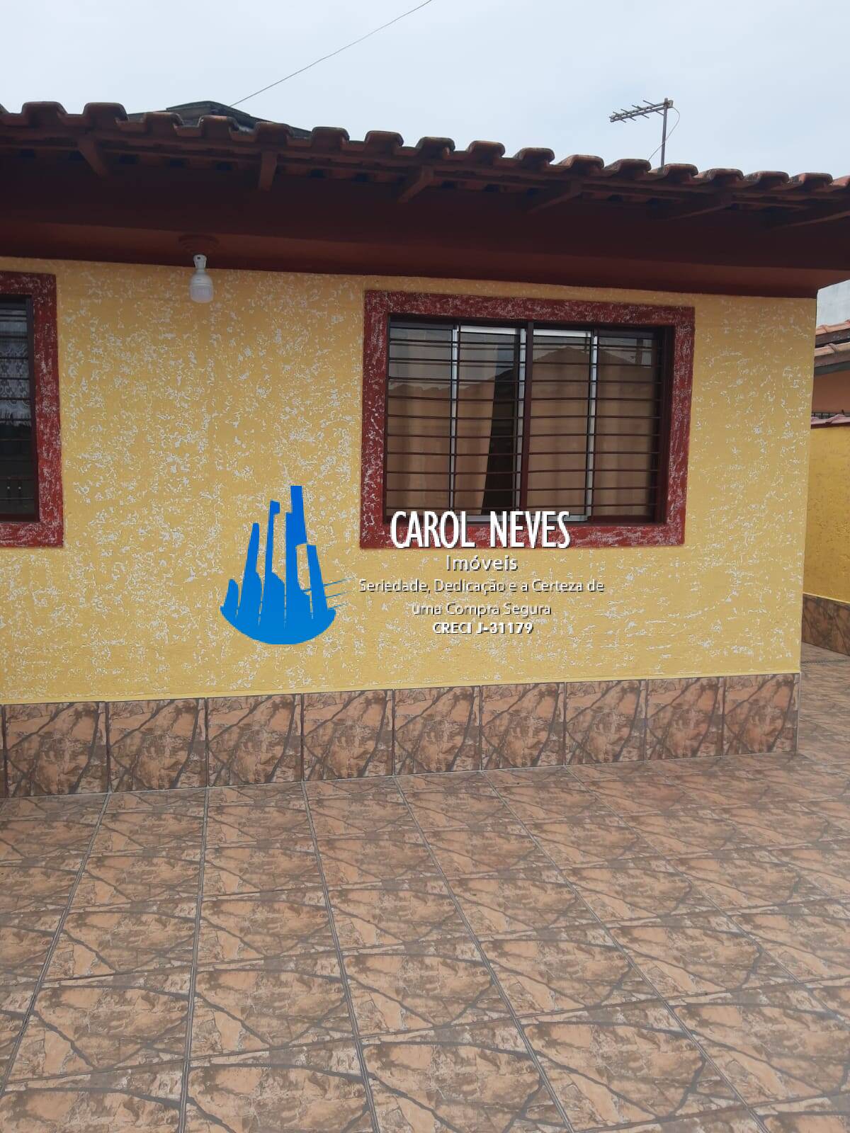 Casa à venda com 4 quartos, 300m² - Foto 3