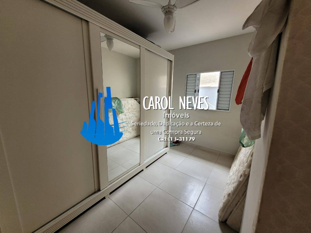 Casa à venda com 2 quartos, 68m² - Foto 11