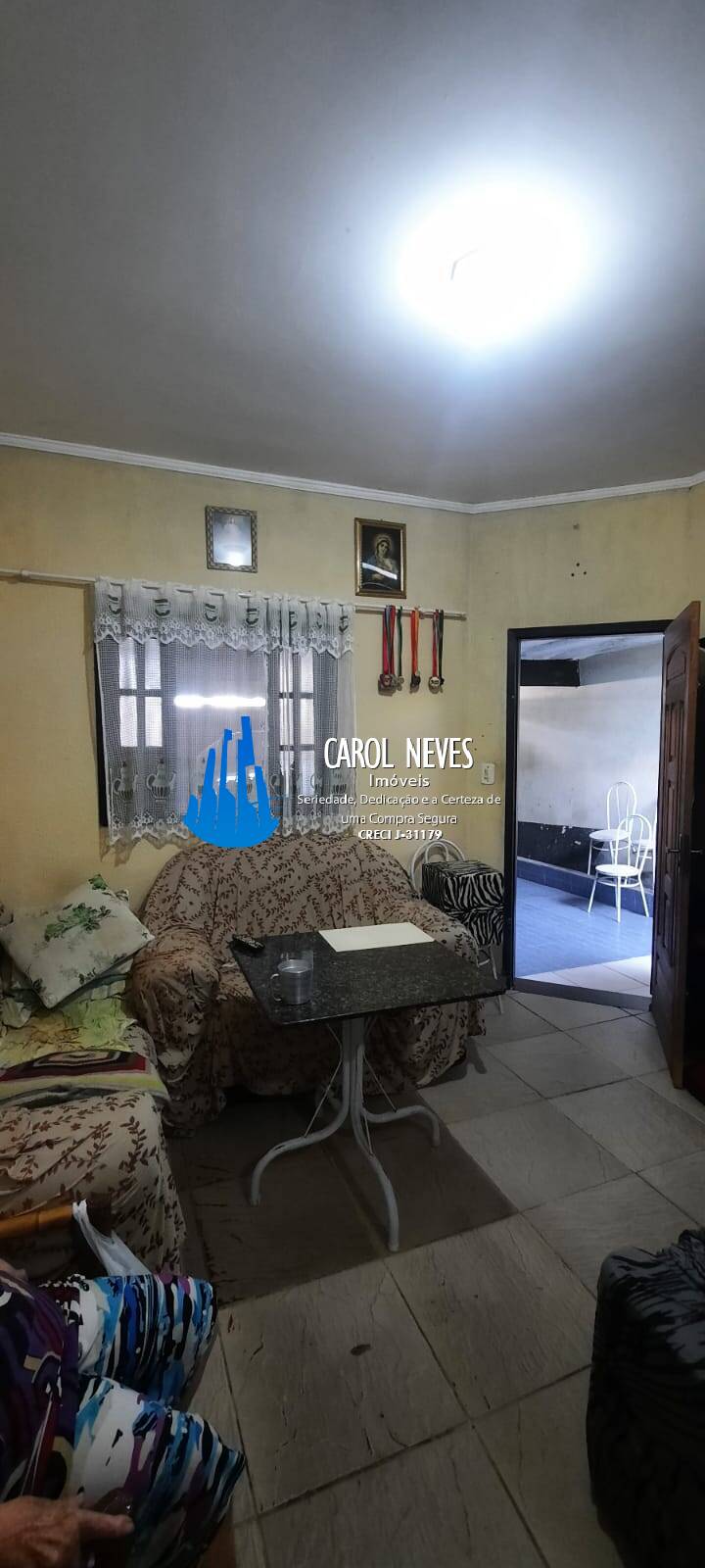 Casa à venda com 2 quartos, 60m² - Foto 4