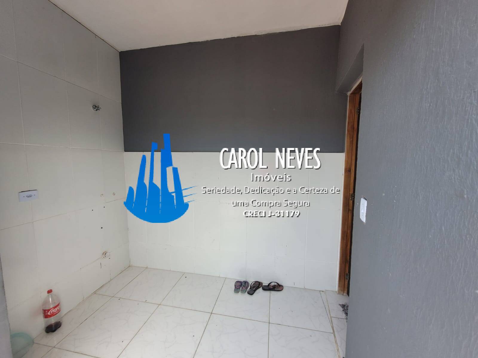 Casa à venda com 2 quartos, 66m² - Foto 16