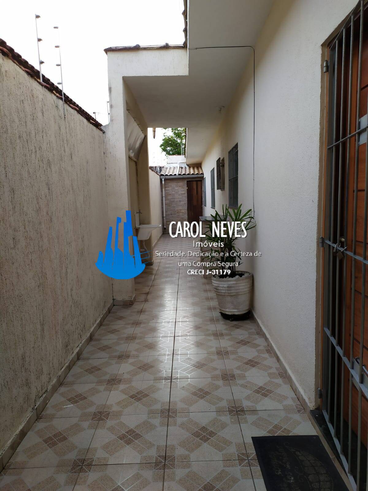 Casa à venda com 2 quartos, 93m² - Foto 11