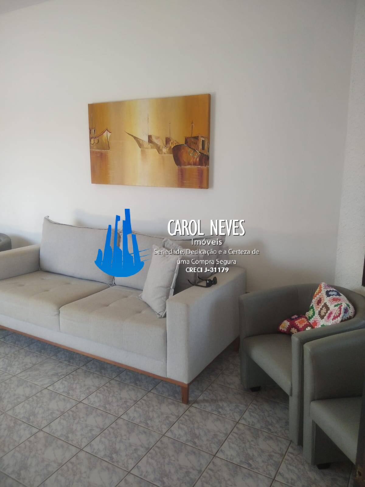 Casa à venda com 2 quartos, 107m² - Foto 2