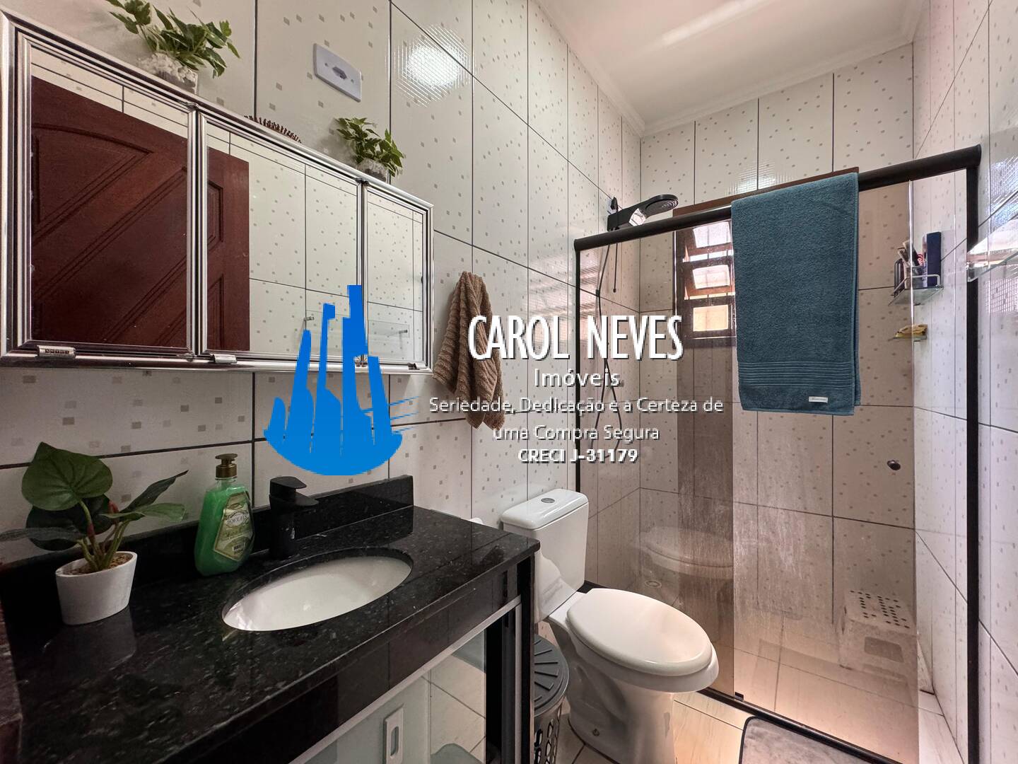 Casa à venda com 4 quartos, 170m² - Foto 14