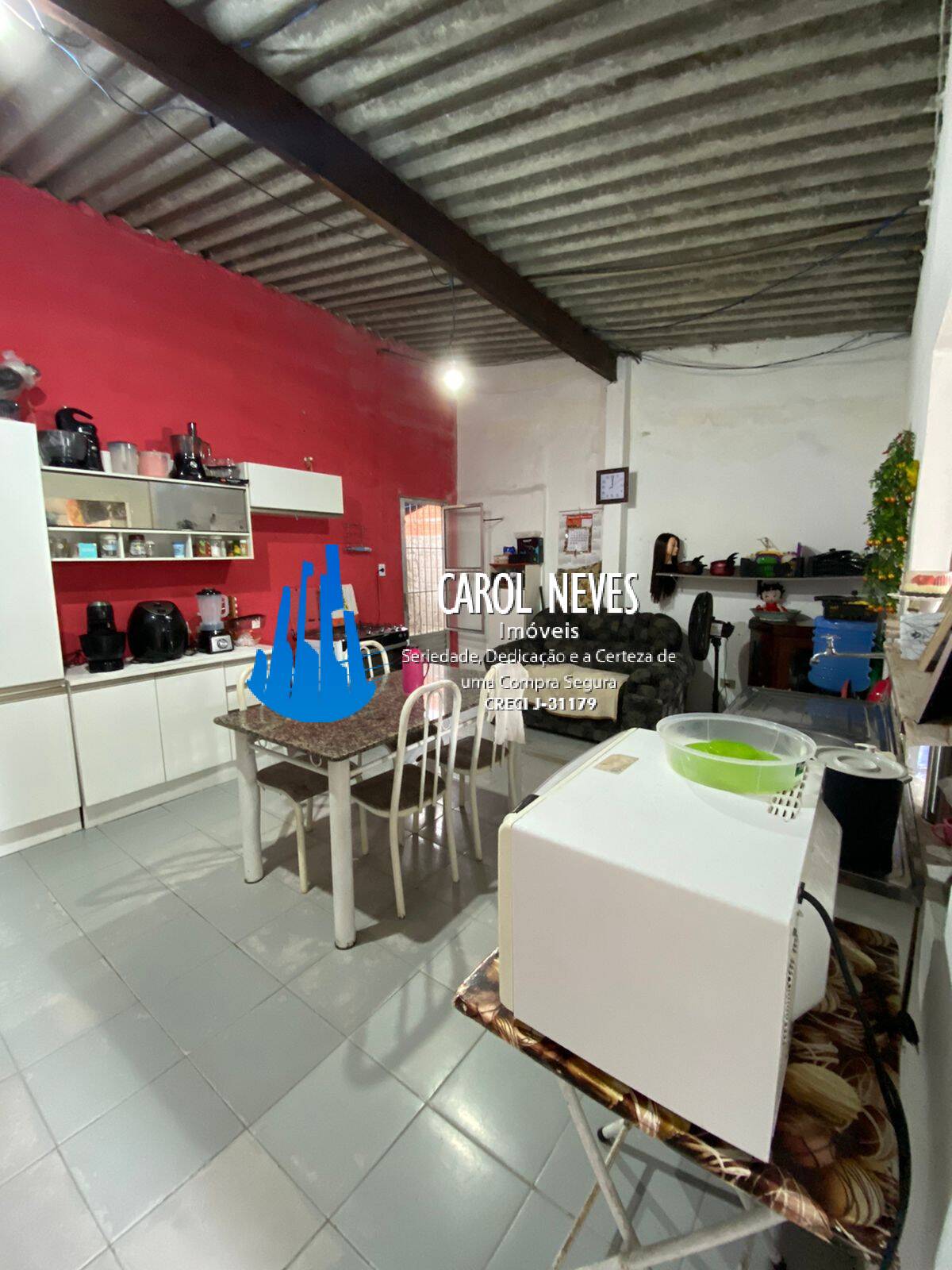 Casa à venda com 3 quartos, 40m² - Foto 2