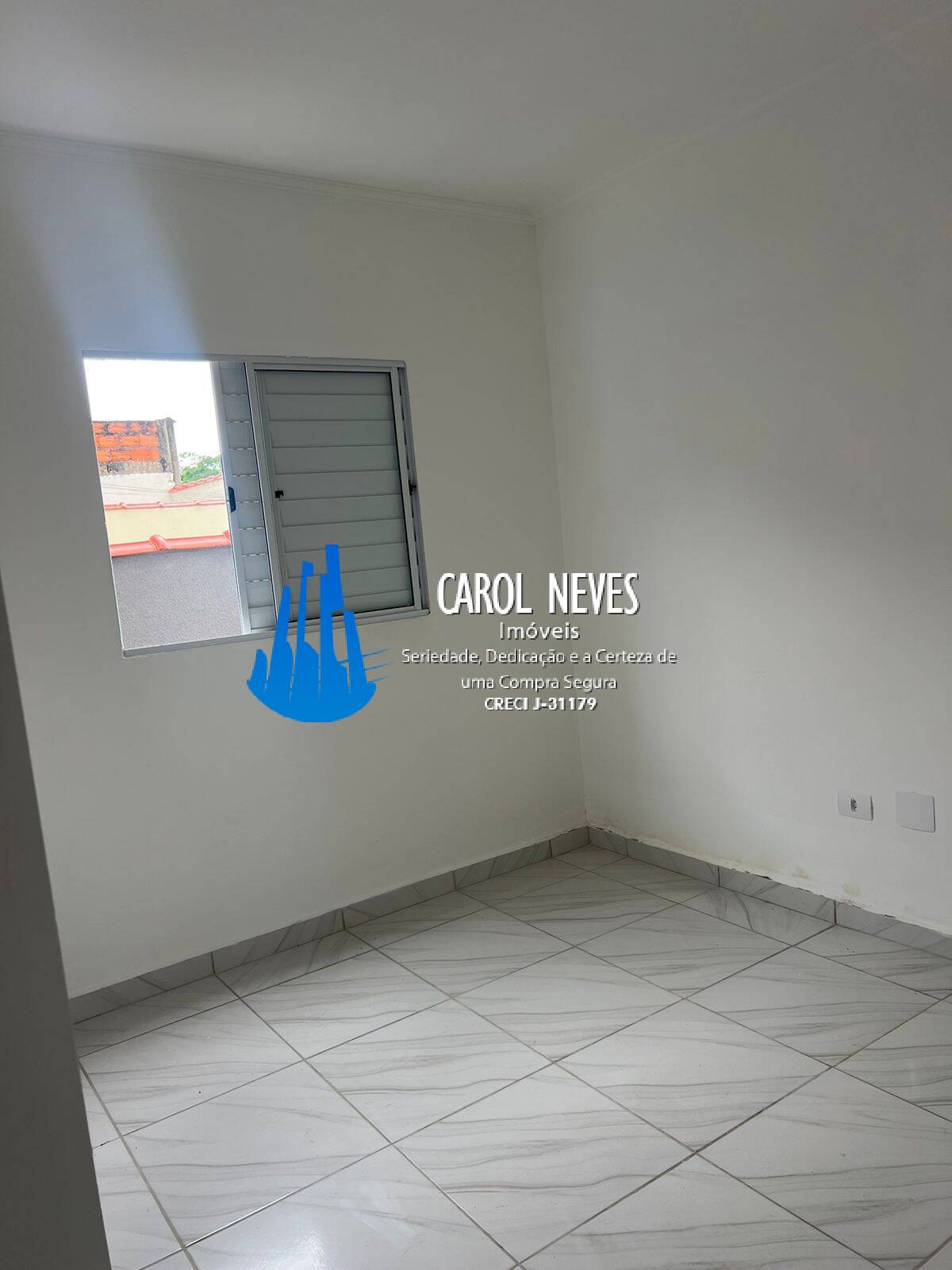 Casa à venda com 2 quartos, 77m² - Foto 9