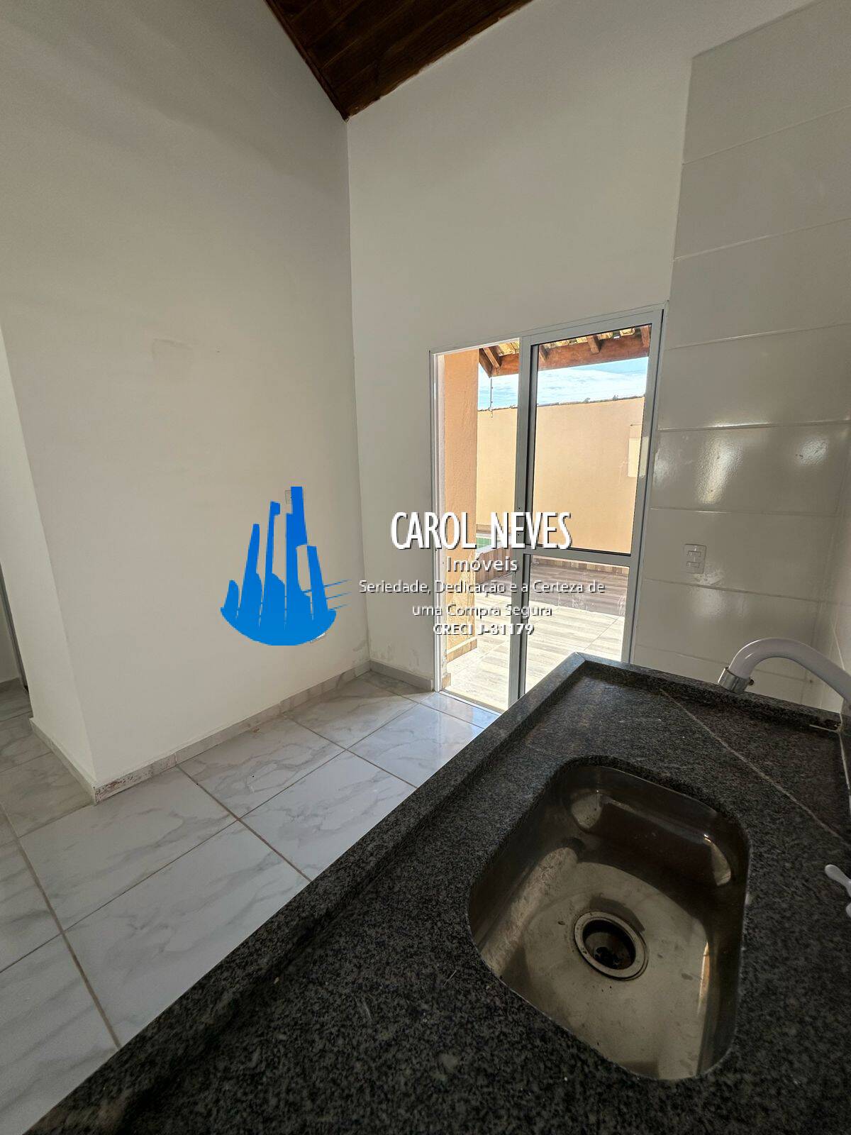 Casa à venda com 2 quartos, 85m² - Foto 6