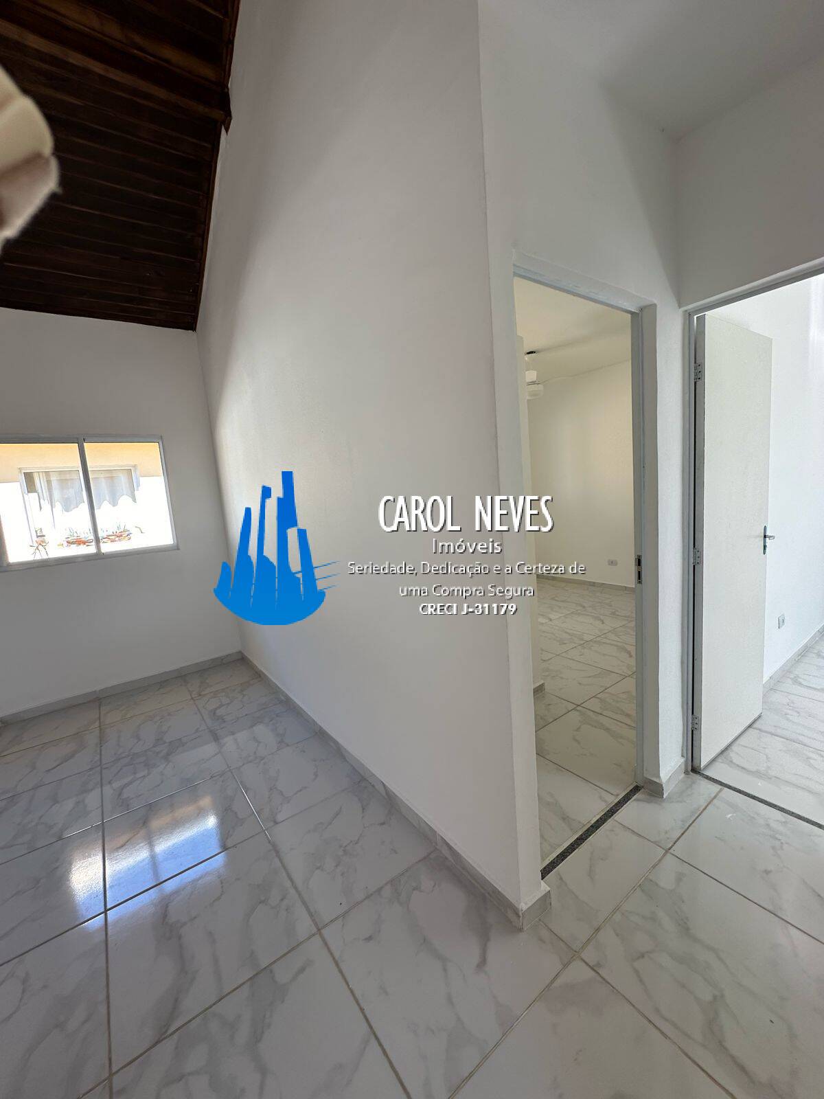 Casa à venda com 2 quartos, 85m² - Foto 9