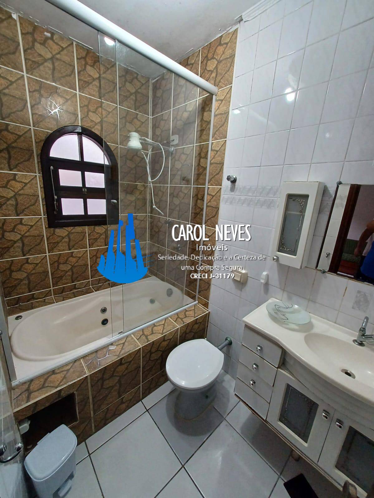 Casa à venda e aluguel com 2 quartos, 250m² - Foto 10