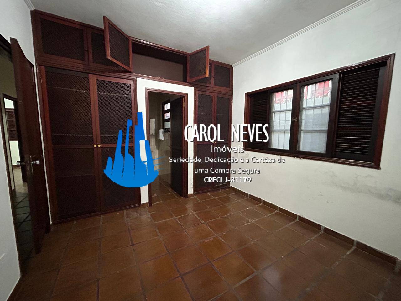 Casa à venda com 4 quartos, 304m² - Foto 13