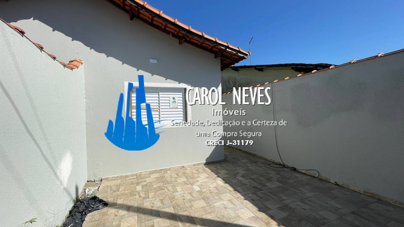 Casa à venda com 2 quartos, 65m² - Foto 2