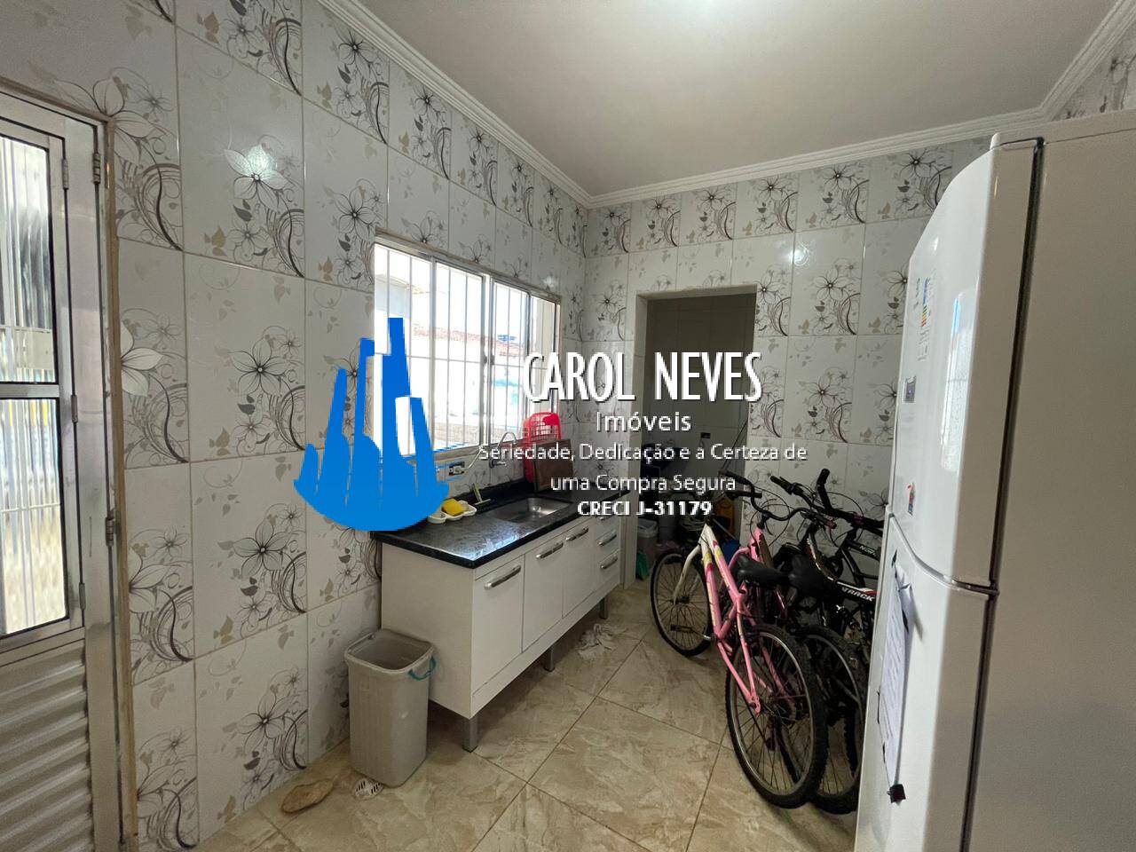 Casa à venda com 2 quartos, 60m² - Foto 12