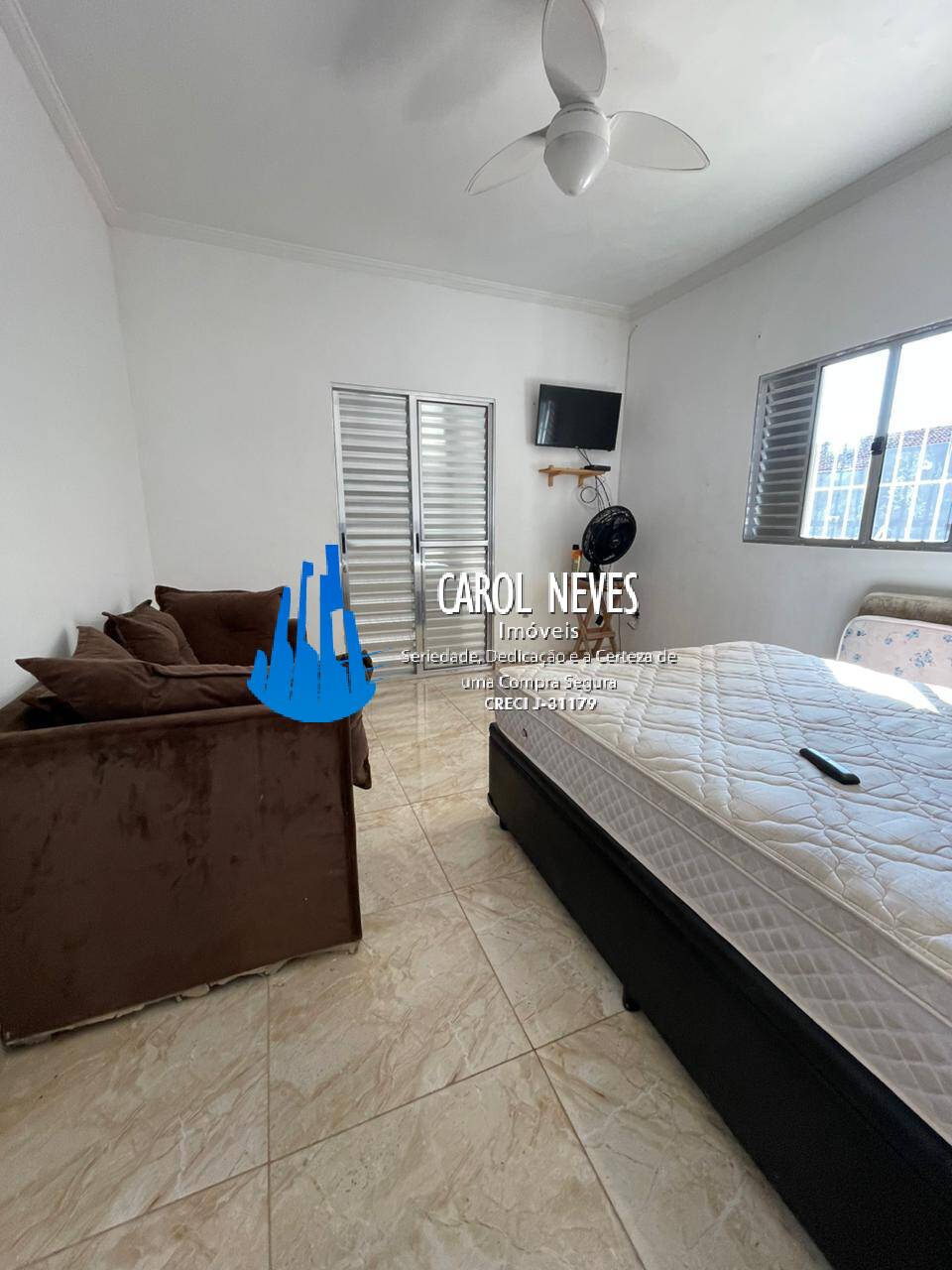 Casa à venda com 2 quartos, 60m² - Foto 15